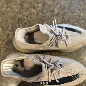 Yeezy 350 v2  (Slate)